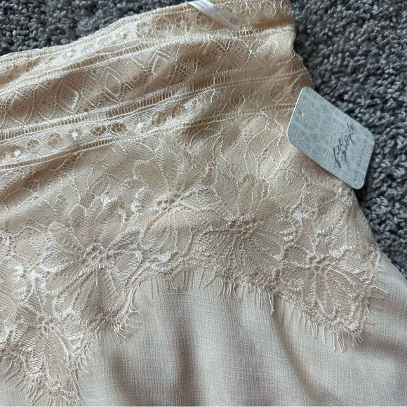 Free People Cream Lace Crop Top - Picture 2 of 6